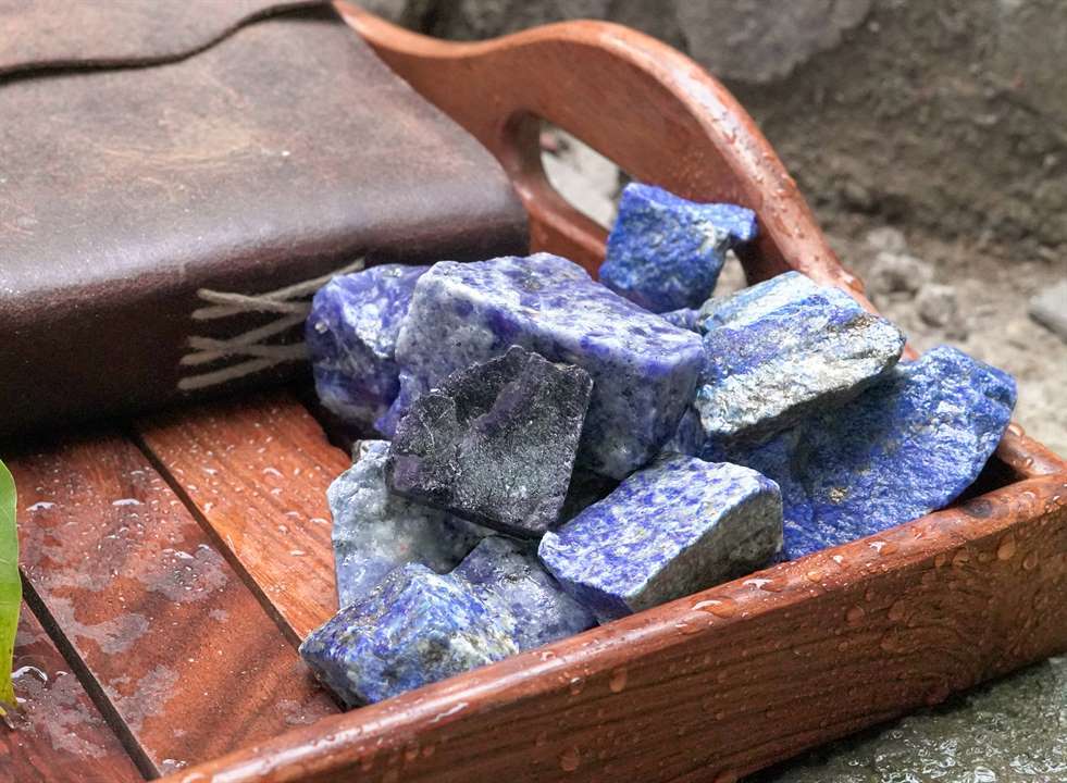 Lapis Lazuli Rough/Raw Natural Crystal for Tumbling Chakra Balancing