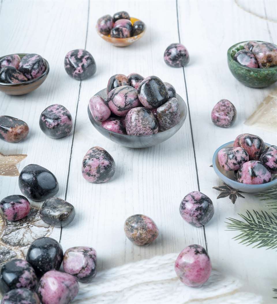 Rhodonite Crystals Tumble Stone
