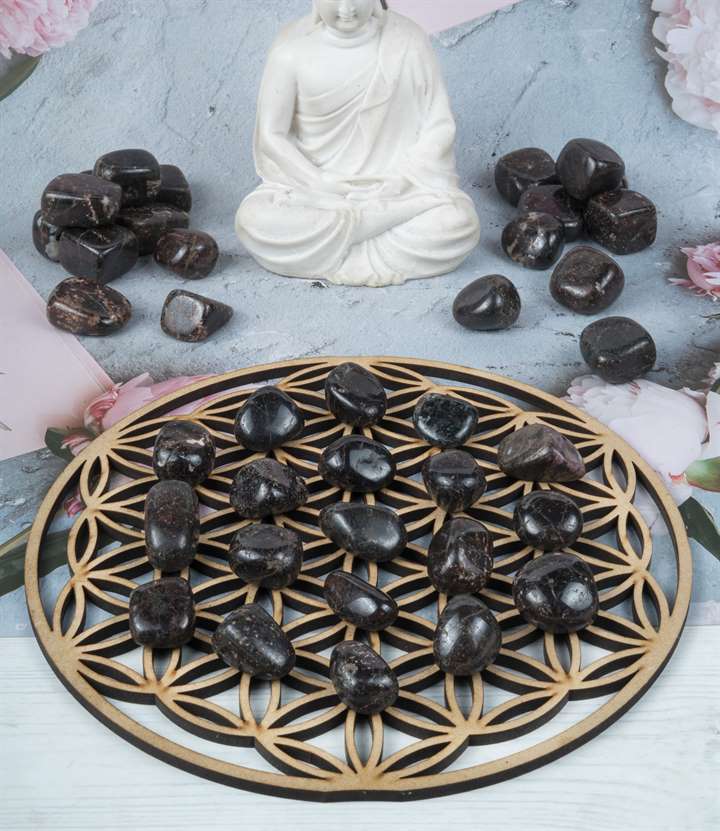 Garnet Tumble Stone