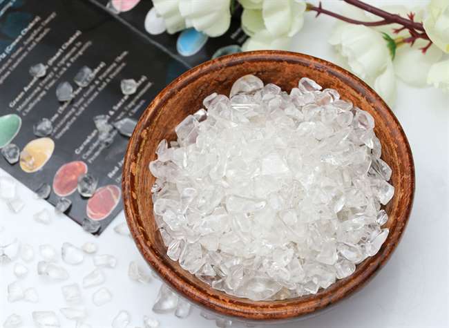 Clear Quartz Crystal Chips Stone