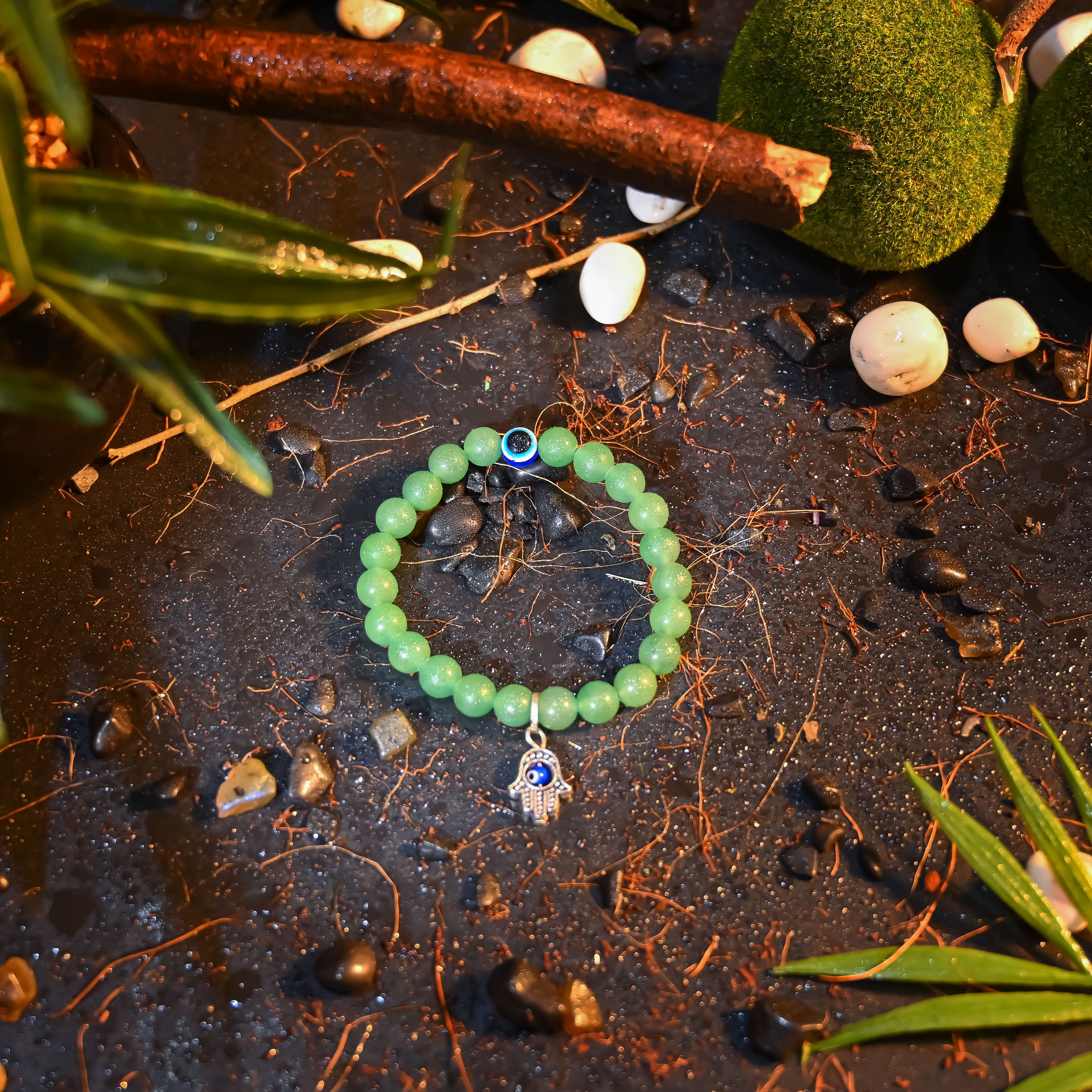 Green Jade Crystal Bracelet – Natural Healing Stone for Luck & Prosperity