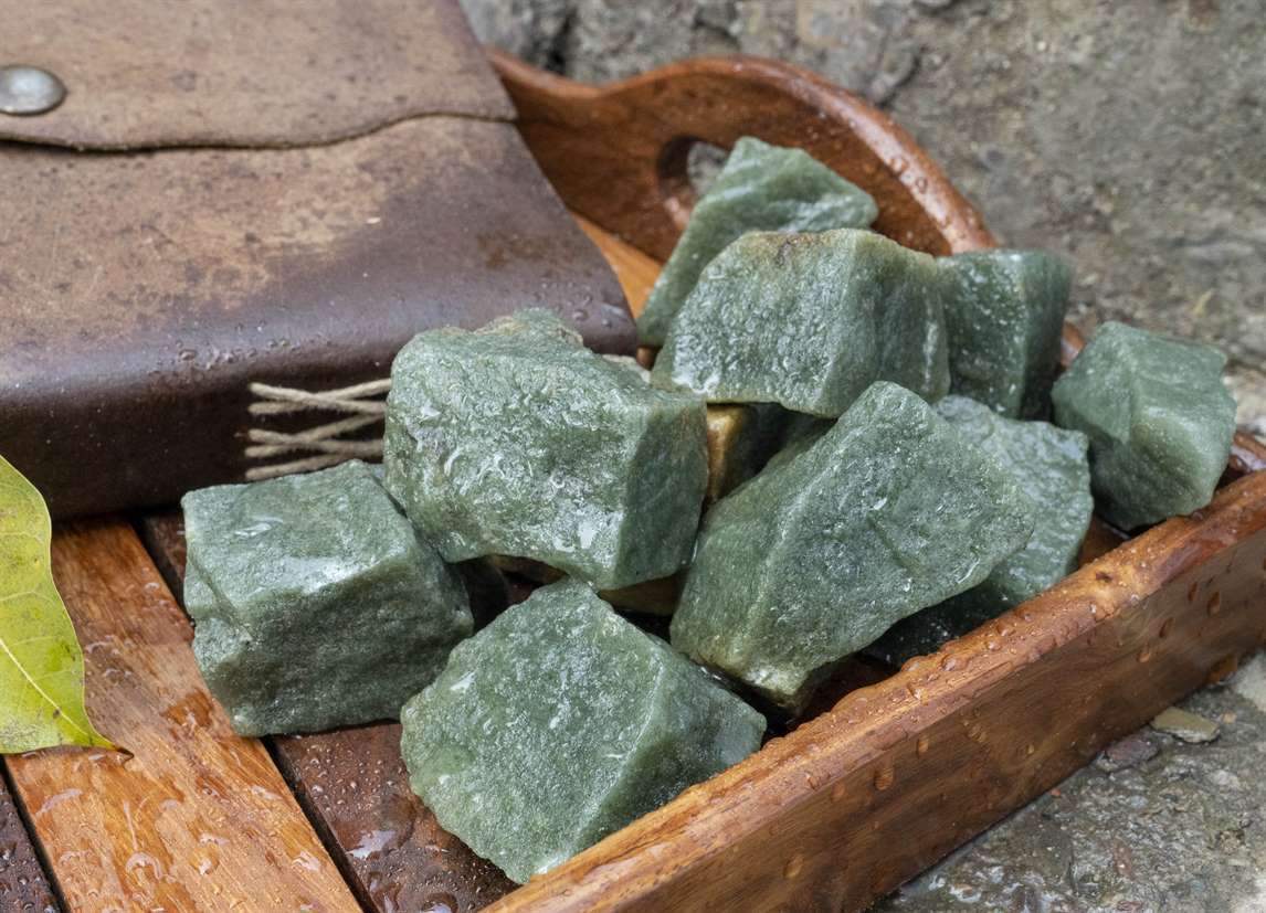 Green Aventurine Rough/Raw Natural Crystal for Tumbling Chakra Balancing