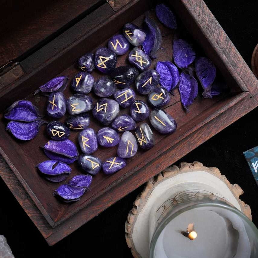 Amethyst Gemstone Rune 25 pcs Set