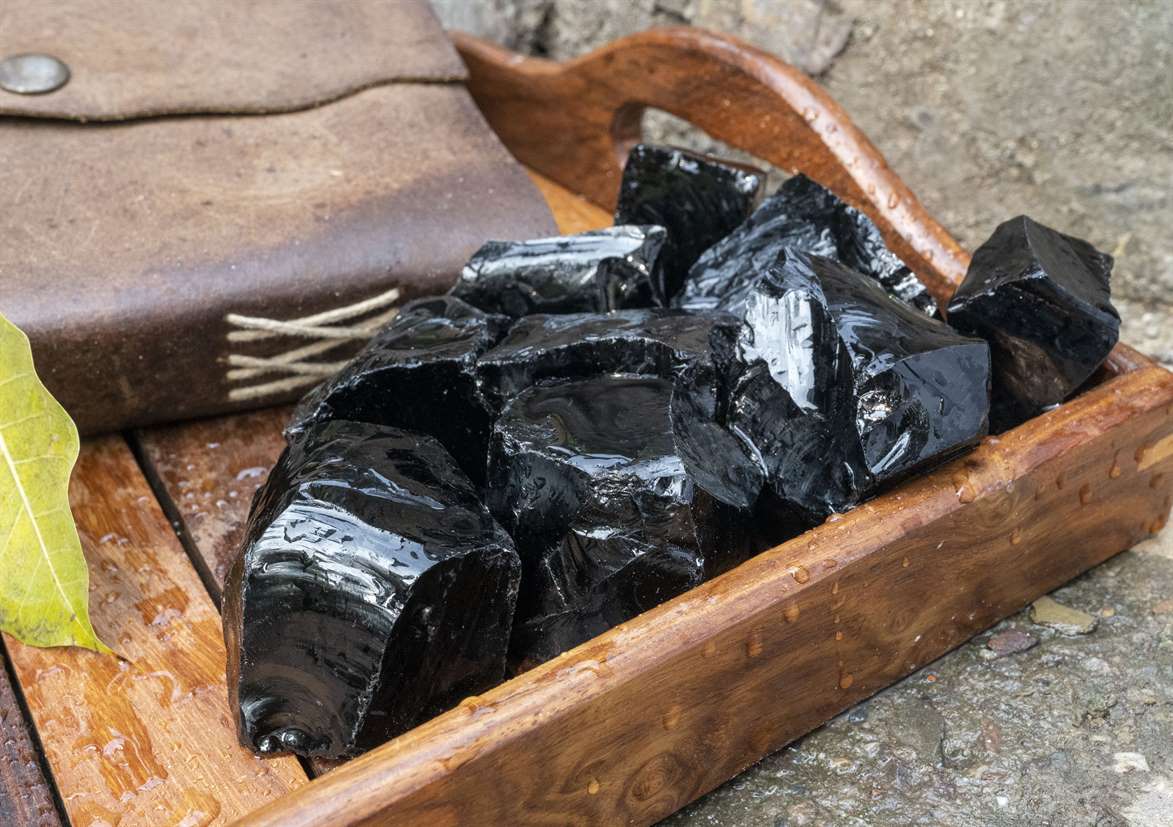 Black Obsidian Rough/Raw Natural Crystal for Tumbling Chakra Balancing